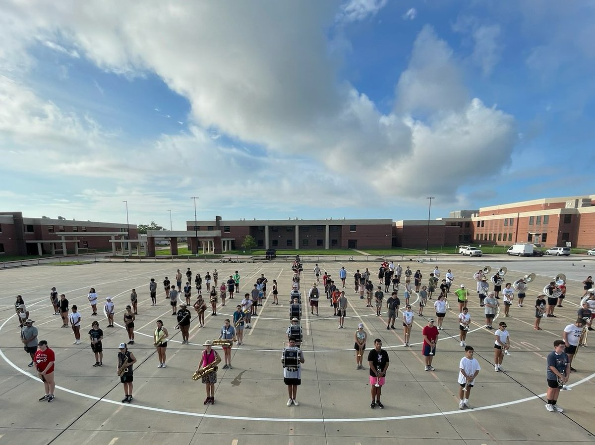 La Porte HS Band and Color Guard tweet media