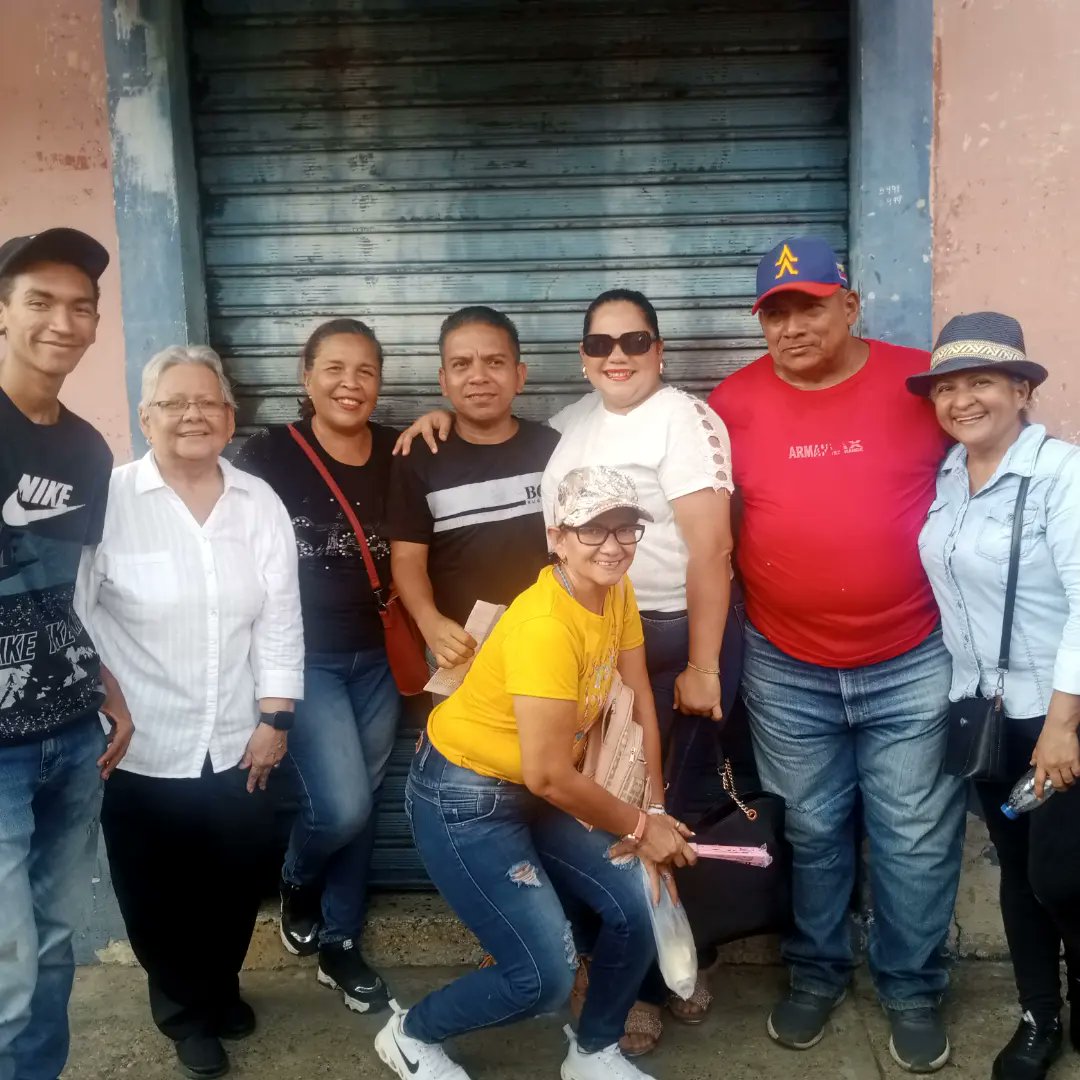 ORTintiguarico's tweet image. Guarico| Trabajadores y trabajadoras de la ORT Guarico marcharon en apoyo al presidente @Nicolas Maduro, rechazando toda acción racista a la patria.