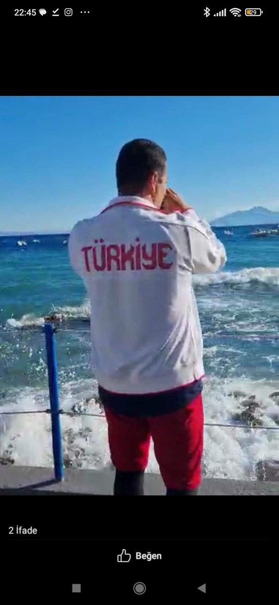 Korkmadan, susmadan, sinmeden eşsiz kahramanlığı ile can dostlarımızı koruyan Milli Yüzücümüz <a href="/alpersunac/">ALPER SUNAÇOĞLU</a>' un  yanındayız.

#MilliYüzücümüzAçlıkGrevinde