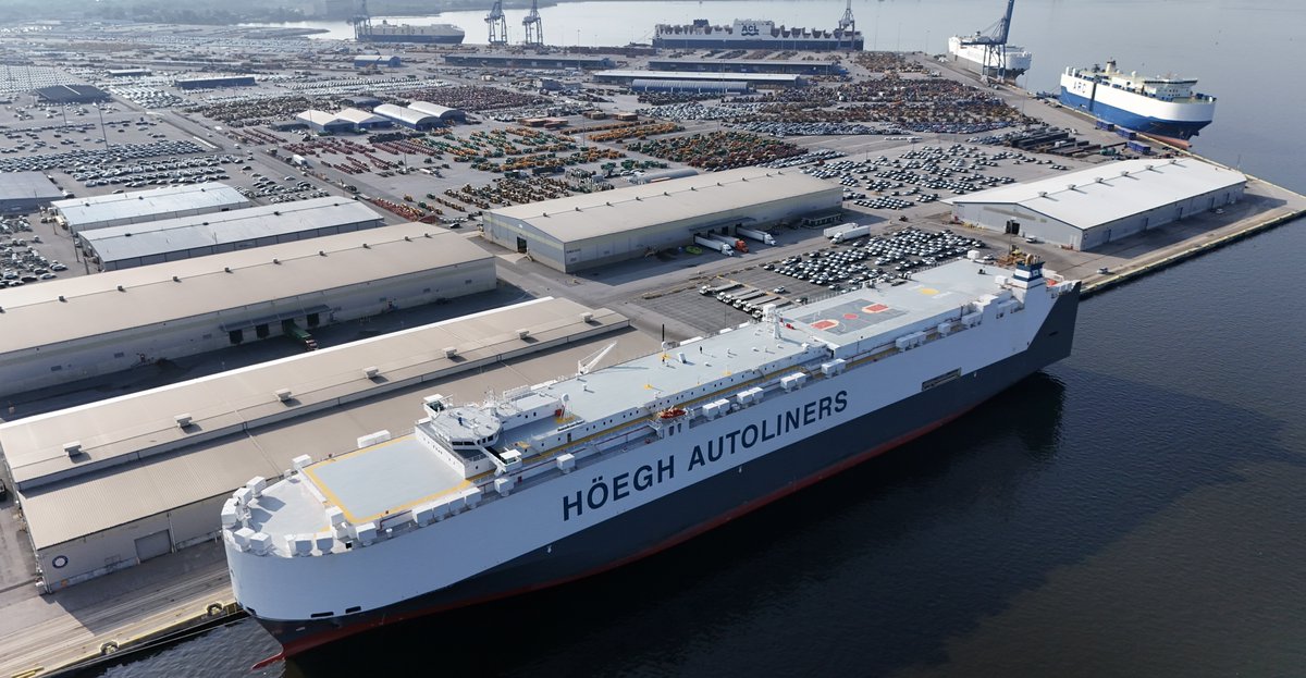 5 RoRo ships strong! A great start to the week at Dundalk Terminal.

We're the closest East Coast port to the Midwest which means lower costs for our customers. A major reason why we handle more vehicles &amp; farm/construction machinery than any other U.S. port. #ThePortForOurNation