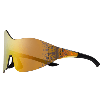J23app's tweet photo. Nike Athena Sunglasses on @nikestore

Link -> https://t.co/pKPTlEMuaB https://t.co/nD0nLNLPKp