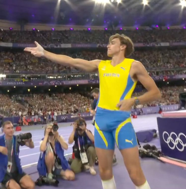 AnaDaraCM's tweet photo. El chico sueco de Tinder me ha pegado un duplantis 🤣 #JJOO #ParisOlympics #pertiga #OlympicGames #Olympics2024Paris #parisrtve5a https://t.co/otnHzWEaKL