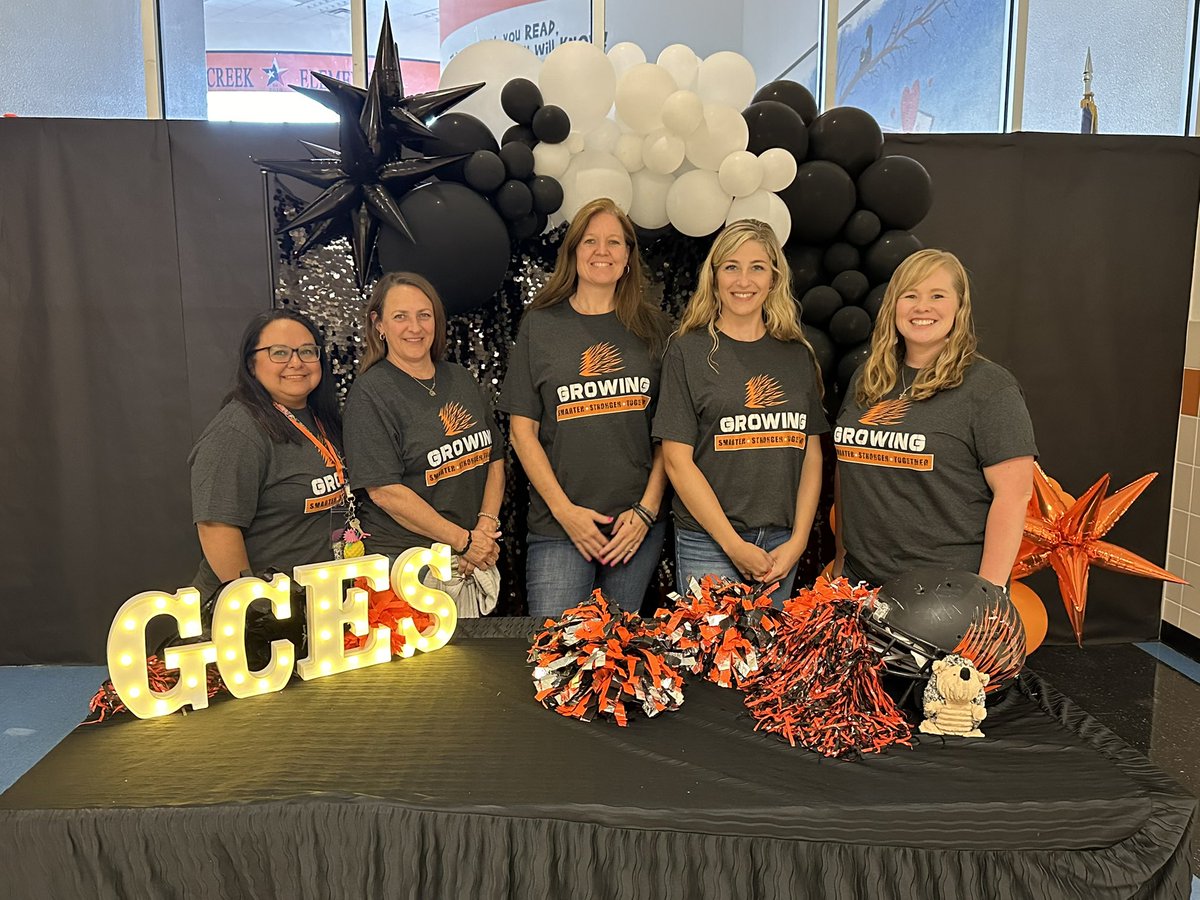 This year is going to be fabulous!! (Missing one sweet teammate 🧡) <a href="/SpringtownISD/">Springtown ISD</a> #PorcupineFamily
