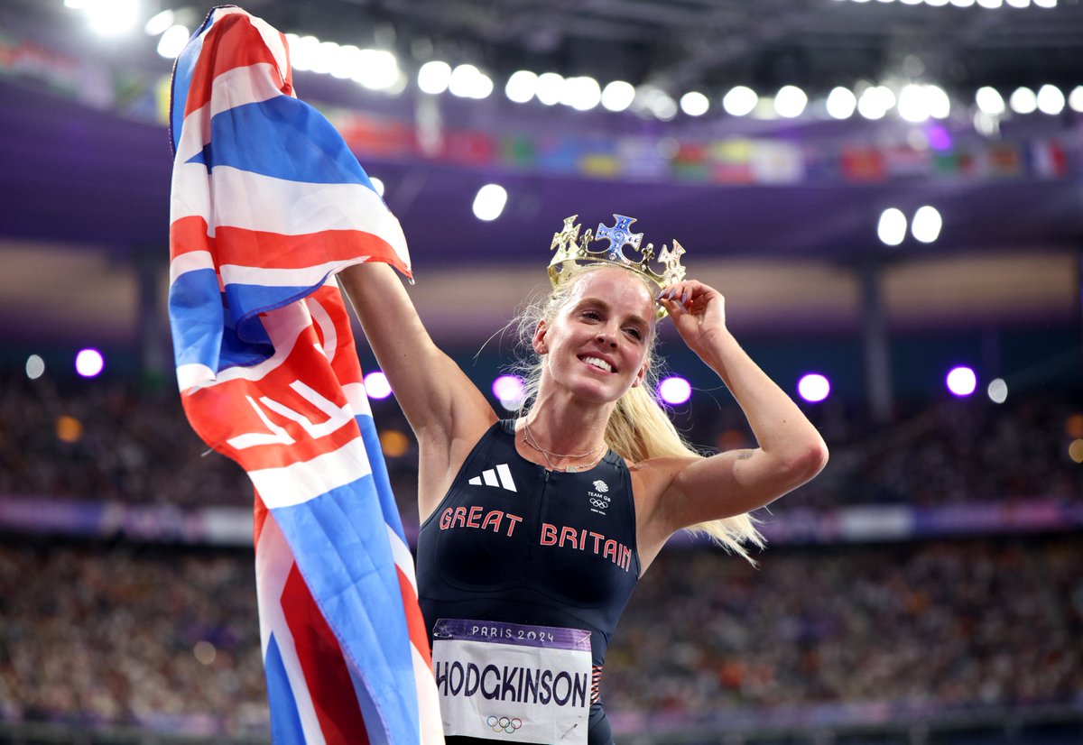 AthleticsWeekly's tweet photo. Keely Hodgkinson is Great Britain's golden girl 👑

The first British Olympic female track and field champion since Jessica Ennis-Hill at London 2012 🇬🇧

History made in Paris 🇫🇷

👉 https://t.co/rQkSz6HGmd

#Paris2024 https://t.co/i3dYEkapQL