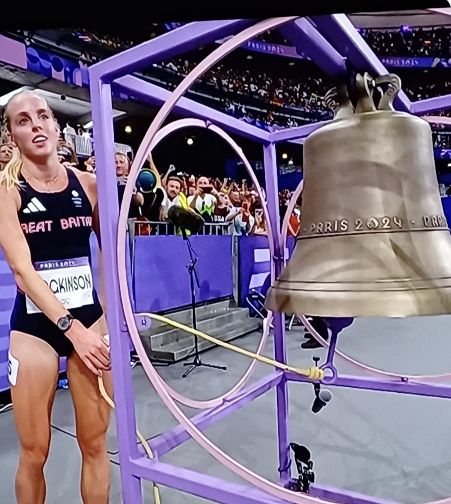 YourNanahere5's tweet image. #OlympicGames  #800m #keelyhodgkinson Smashed  #800m like a walk in the park, well done