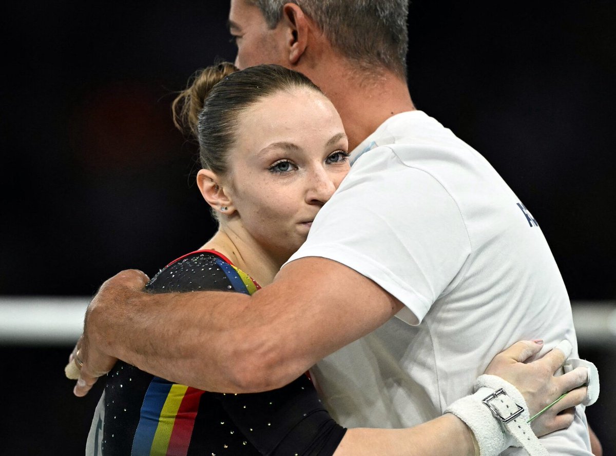 Daily Romania tweet media