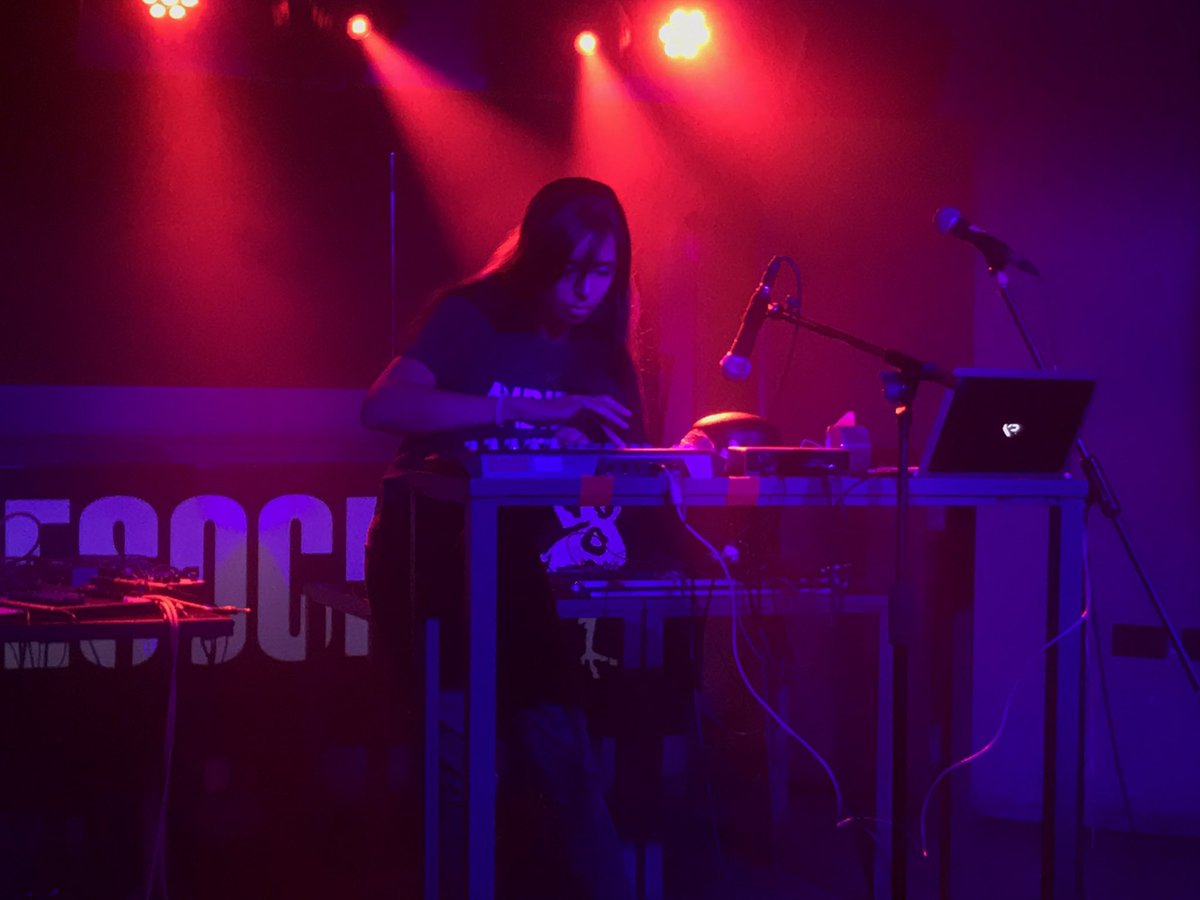 bergersmicer's tweet photo. @KaylaPainter absolutely brilliant just now @thesocial - her music developing in fascinating ways and with such a range from #OwlCore ambience to music of melodic depth that makes you move! @CastlesInSpace https://t.co/TxZztvg3rA