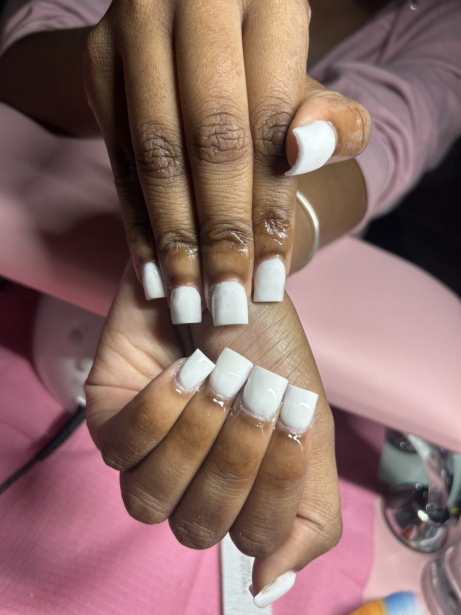Tayahworldd's tweet photo. Anybody looking for a Nailtech in the Auburn hills area🥰? 
@tayahklawedit on instagram!
#auburnhillsnailtech #auburnhillsMI #nailtech #nails #beginnernailtech #pontiac #pontiacnailtech #nailtech https://t.co/H9Cg0q0p8d