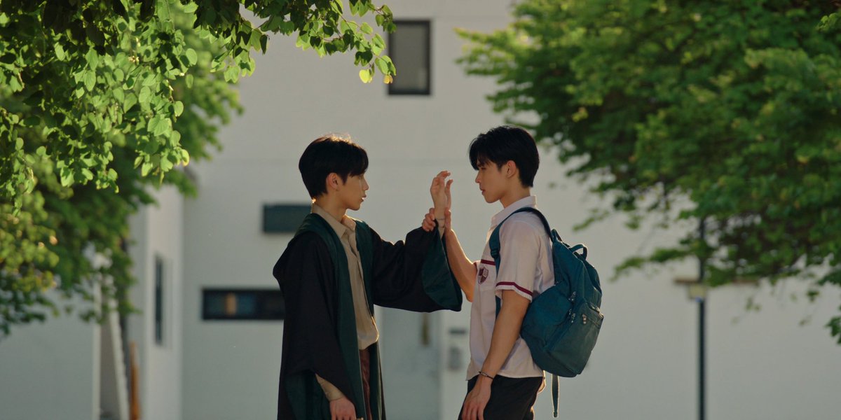 leandromartyns1's tweet image. A primeira cena meio que enemies com ele presenciando uma rejeição do outro com direito a líquido jogado, interessante, #RyuJava chegou chegando 👀 #SummerNightTheSeriesEP1