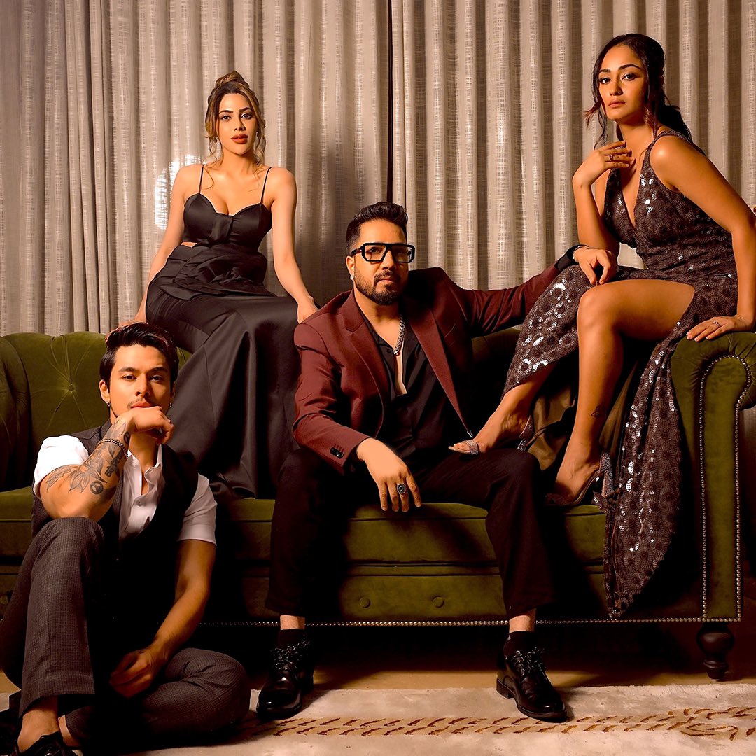 praticksejpal's tweet image. #PratikSehajpal #MikaSingh #TridhaChoudhury #NikkiTamboli 🕷️❤️⭐️