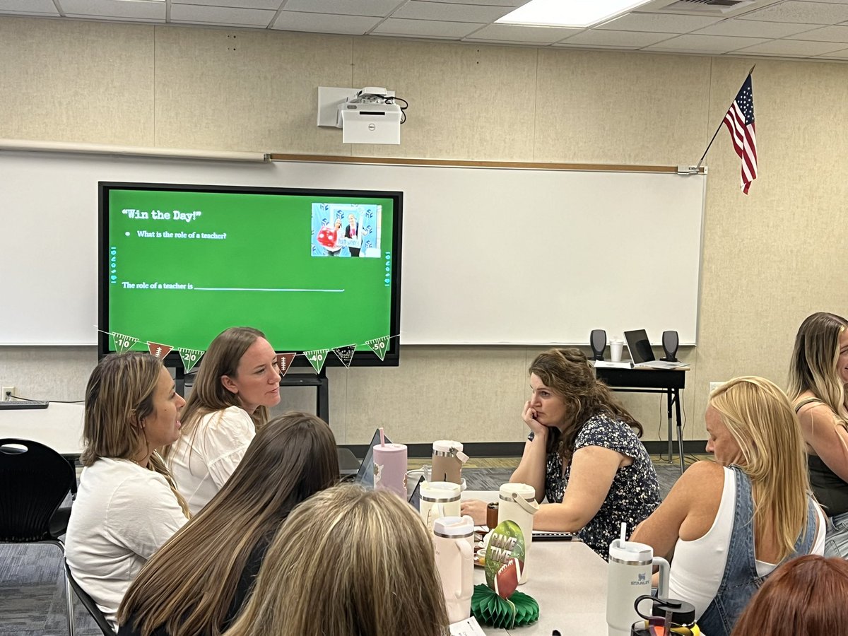 So great to have our teachers back on campus and getting ready for the first day of school! Relationships, engagement, and focused instruction will “Win the Day!” <a href="/RedlandsUSD/">Redlands USD</a> <a href="/RedlandsUSDSupt/">Juan J. Cabral</a> <a href="/RUSDeducation/">RUSD Educational Services</a>