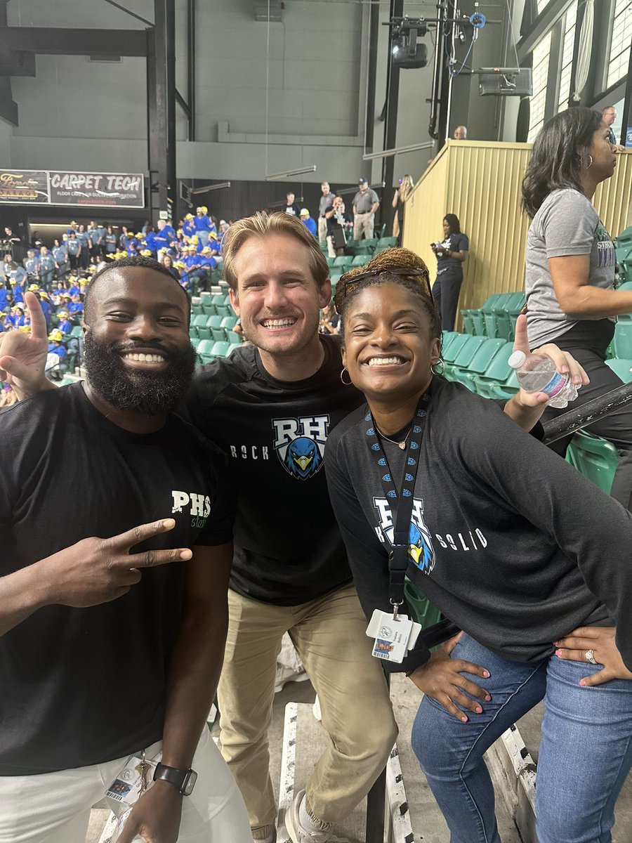 Years later 🥹🥹 this pic means so much! Words can’t begin to describe how amazing this is!