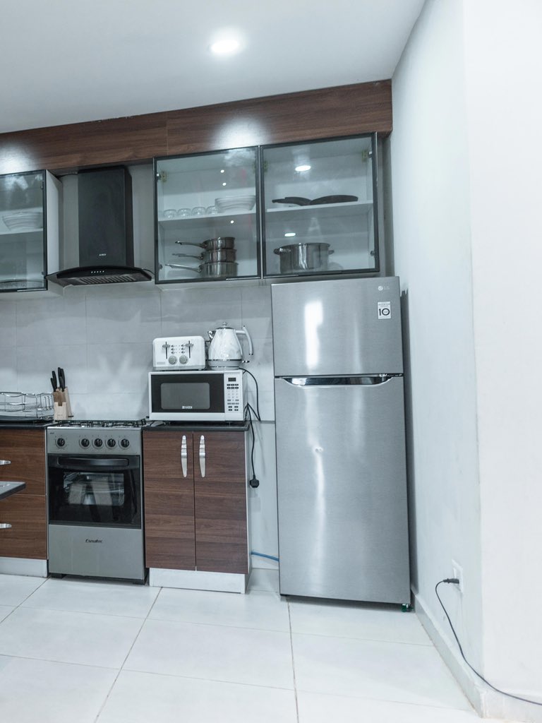 Kalajulaluxury's tweet photo. Immerse yourself in culinary delight in our sleek and modern kitchen. 

For Bookings 
☎️ +2203253572 / +1 (253) 376-8989 https://t.co/W53SY0BN1s