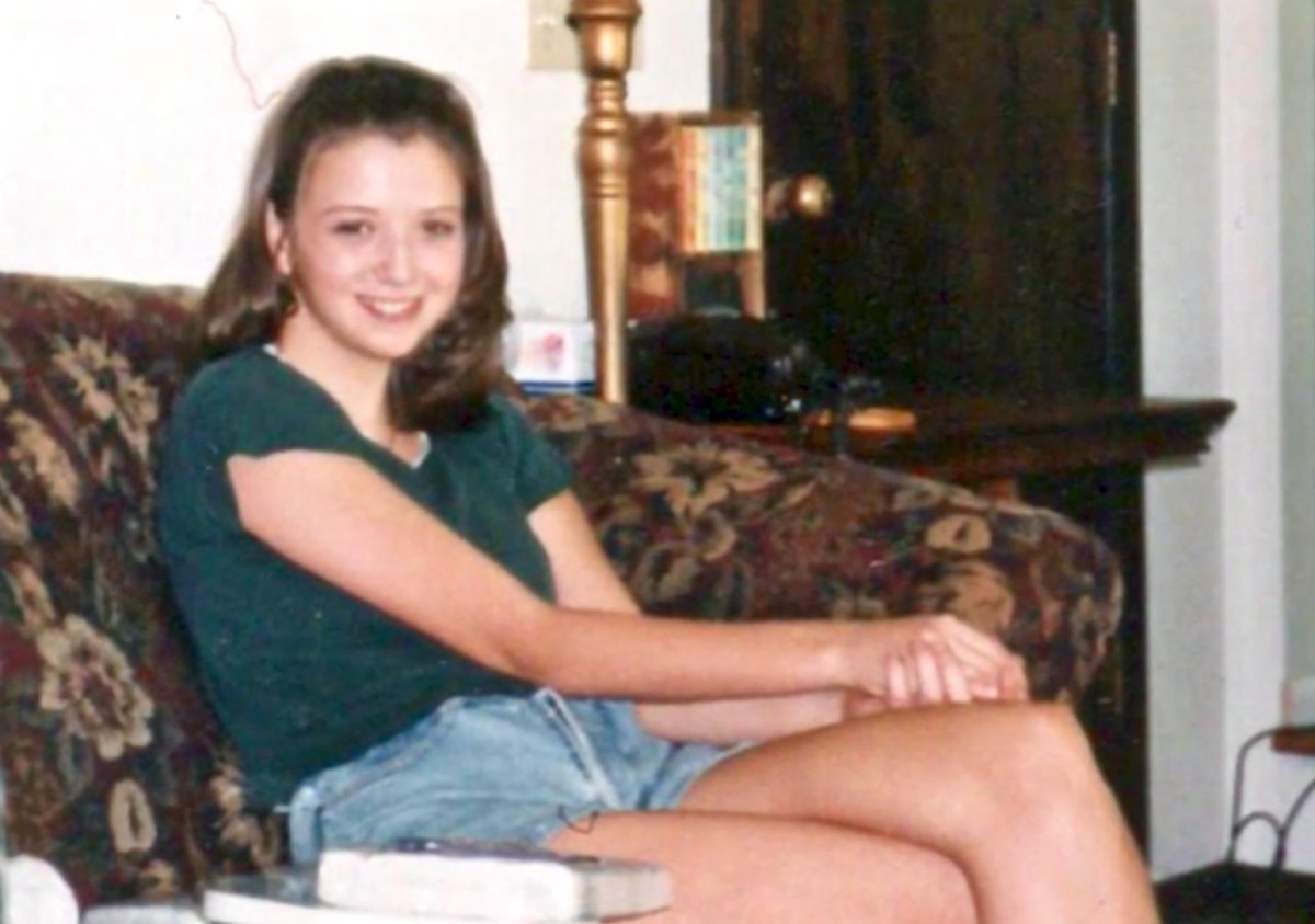 RachelJoyScott2's tweet photo. Happy 43rd Birthday, Rachel Joy Scott. https://t.co/3egtBjHLap