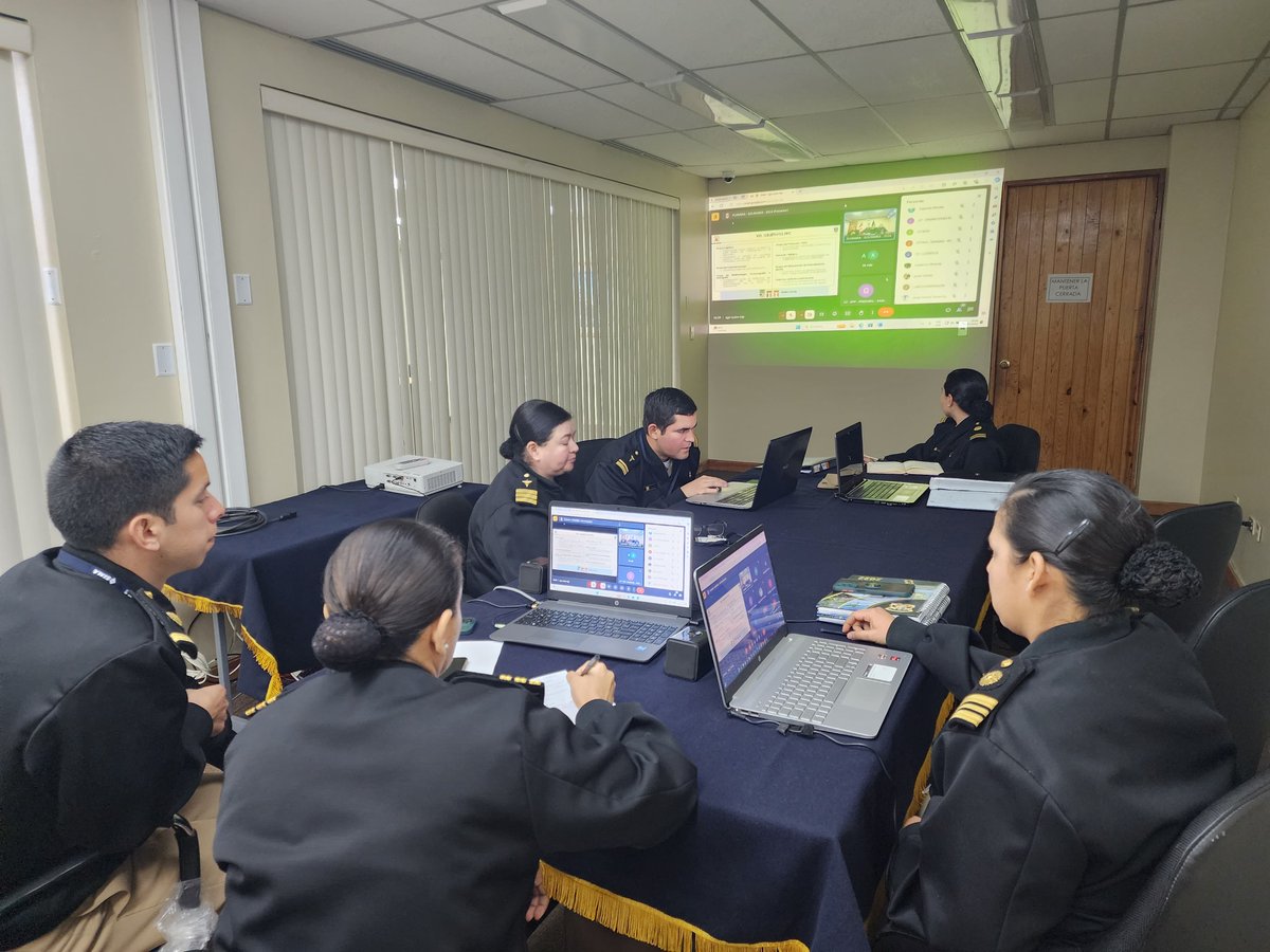 naval_peru's tweet photo. #MGPNoticias Finalizó la conferencia final de planeamiento del ejercicio multinacional de ayuda humanitaria #SOLIDAREX IV – 2024, evento que contó con la participación de las delegaciones de las Marinas de Perú, así como de los países participantes. https://t.co/9I1m1BqtIK