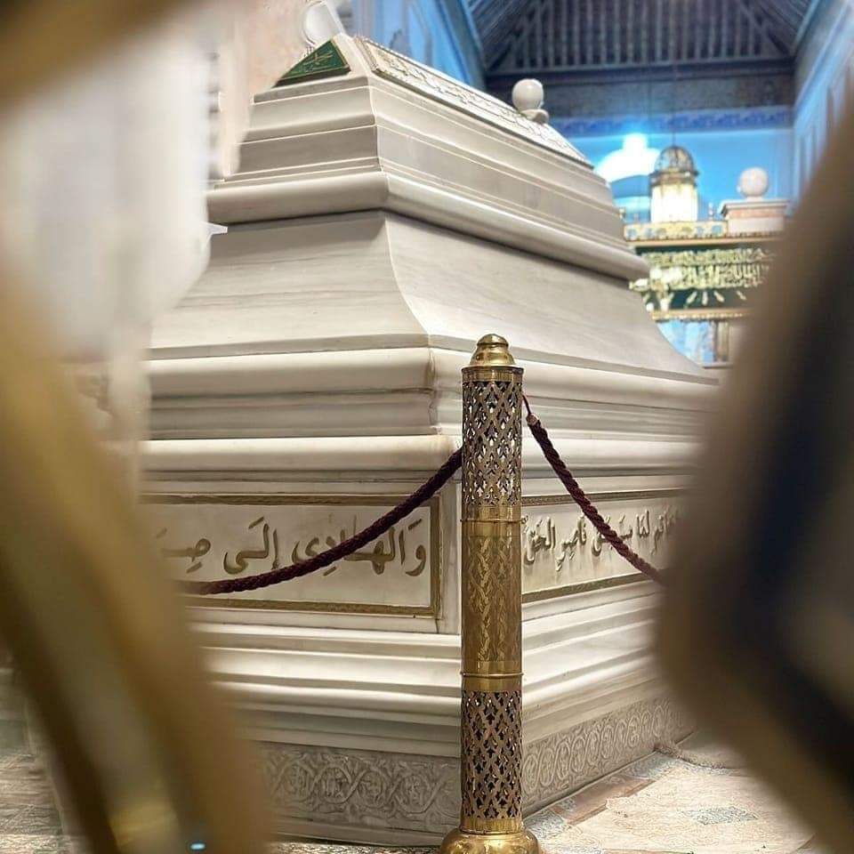 "The himma (spiritual aspiration) of man conquers/overpowers all things; when it is connected with a desire, and put to work in his pursuit with consistent earnestness. 

Whereas he will not attain it if he tires from his seeking it, or backs away from it. 

1/3