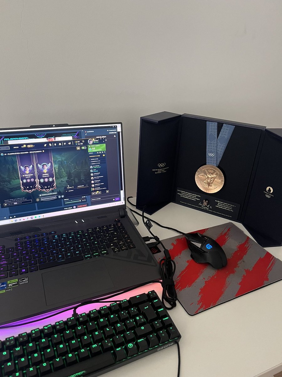Dexerto's tweet image. Olympian at Paris Olympics reveals his medal matches his League of Legends rank