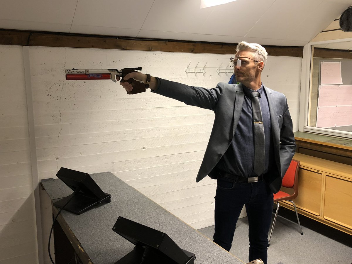 borsumjensen's tweet photo. @BBCSport Meanwhile in Norway… 😁😎 https://t.co/MInFpBsCnY