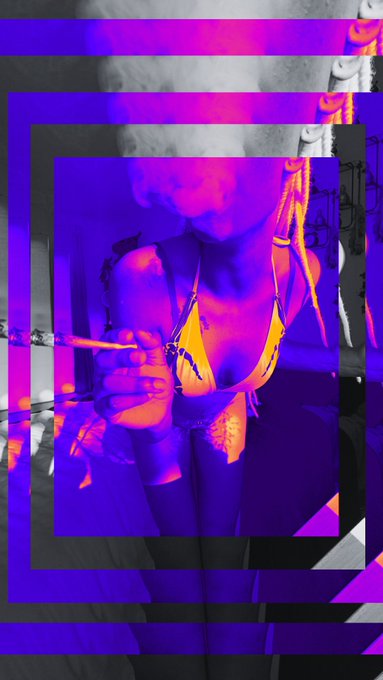 𝓜𝓪𝓻𝔂 𝓙𝓪𝓷𝓮 𝓜𝓸𝓷𝓭𝓪𝔂 😮&zwj;💨  Smoking Mary Jane is a hard one to top, try smoking with a goddess and you might