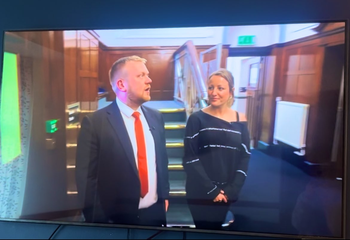 Dr Bethan Ryland (@bethanryland) on Twitter photo Great chatting to @robosbornewales and <a href="/ITVWales/">ITV Wales News</a> today about the importance of <a href="/BlackwoodMiners/">Blackwood Miners' Institute</a> <a href="/CCBCarts/">Caerphilly Arts Development</a> and the community that make this venue an amazing place to work and visit…please share your views in the consultation to protect the future of this amazing Welsh venue 🎭 Great chatting to @robosbornewales and <a href="/ITVWales/">ITV Wales News</a> today about the importance of <a href="/BlackwoodMiners/">Blackwood Miners' Institute</a> <a href="/CCBCarts/">Caerphilly Arts Development</a> and the community that make this venue an amazing place to work and visit…please share your views in the consultation to protect the future of this amazing Welsh venue 🎭