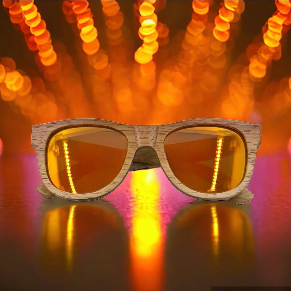 ¡Disfruta de tus festivales y fiestas de verano con nuestras #gafasdemadera de roble con lente naranja!. ☀️🍸🕶️🔥

Síguenos en Instagram: @gafasdemadera

#hechoamano #gafasdesol #modasostebible #woodensunglasses
