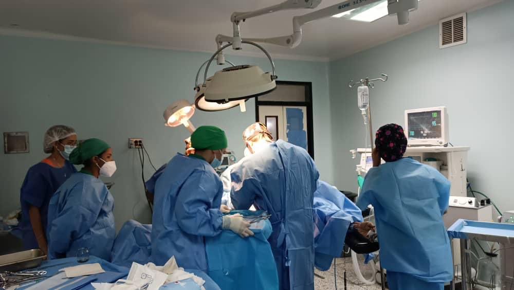 Vamos a arrancar con fuerza en el Plan Quirúrgico Comunal en 4 hospitales, el Dr. Armando Velázquez Mago de Sarare, el Hospital Militar Dr. José Ángel Álamo, el Hospital Rotario y el Hospital Dr. Juan Daza Pereira de Barquisimeto. Este plan quirúrgico atenderá a los estados