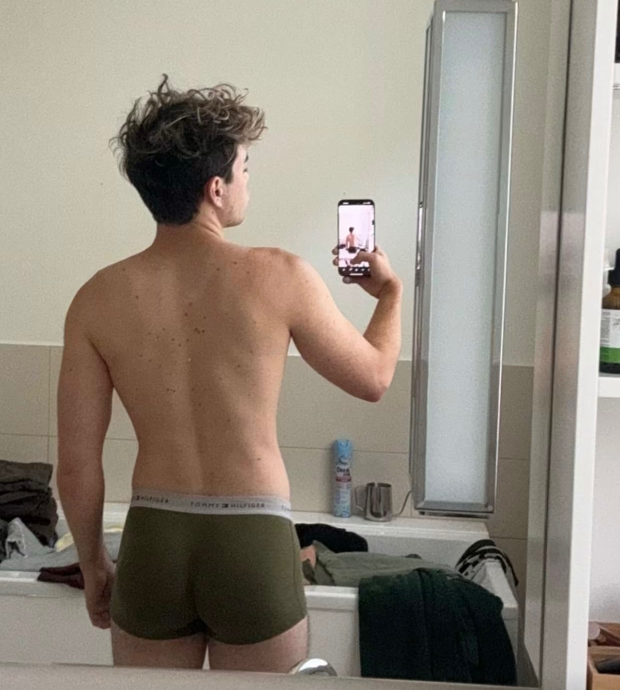 Celebrities pics on X: Benji Krol showing his underwear! Including that  ass! 🍑🩲 t.coxjfsZtV2Av  X
