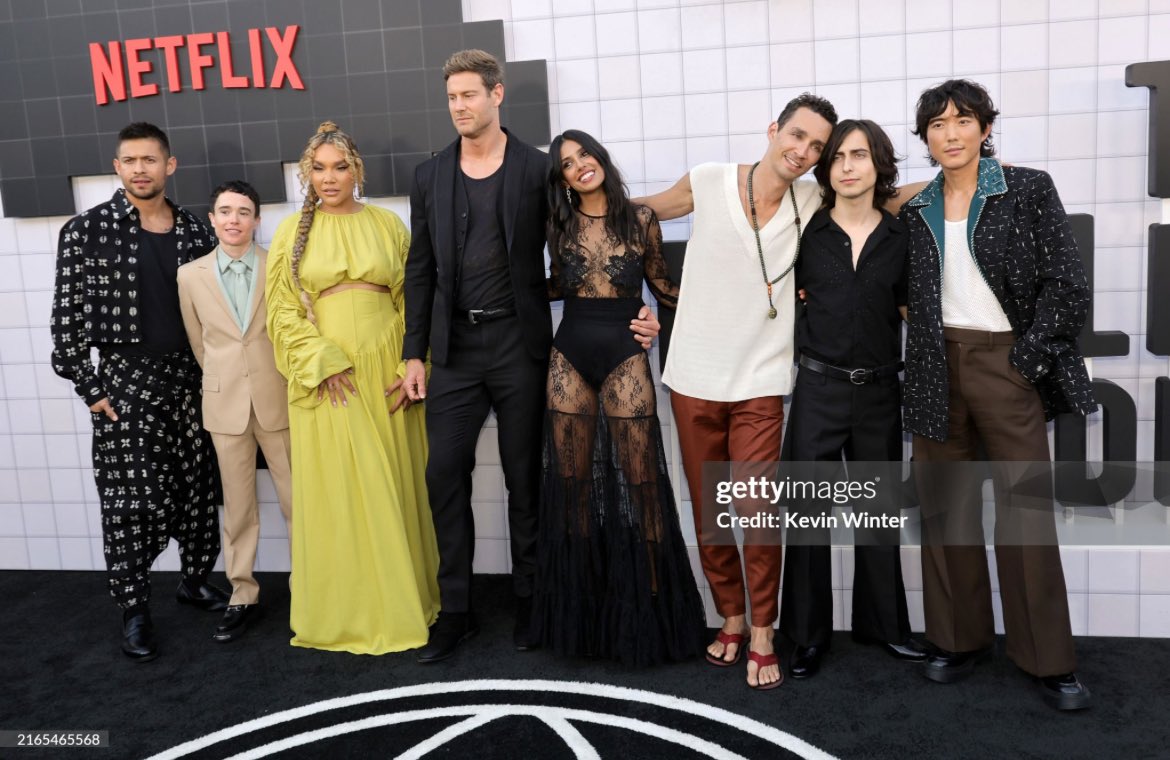 TuaUpdates's tweet photo. More pictures of our favorite chaotic family! https://t.co/k50C3WmN4I