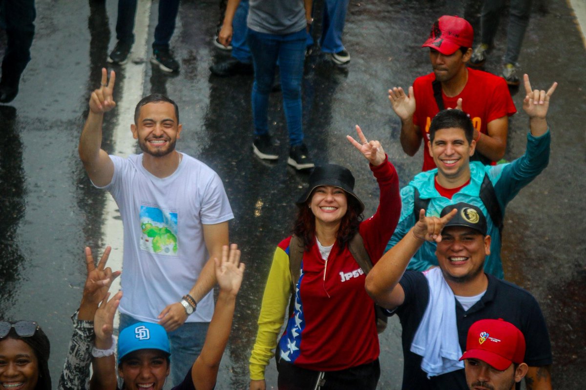 Continuamos movilizados y organizados. 
La Paz la defendemos quienes estamos del lado correcto de la historia. 
Somos Juventud Patriota con <a href="/NicolasMaduro/">Nicolás Maduro</a>.

#PatriaSoberanaYPlena
#5Ago