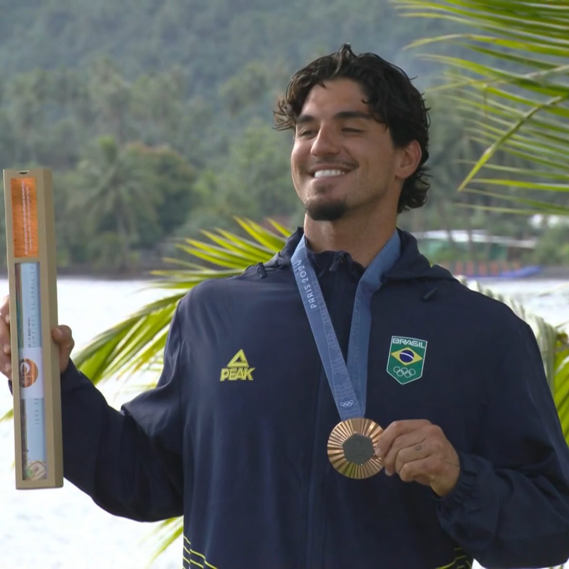 Você vale ouro, Medina!

Giganteee! ❤️🥉