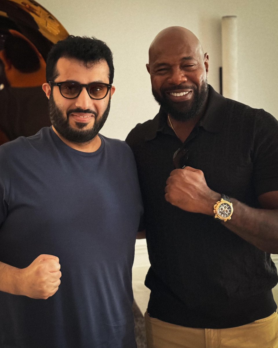 Turki_alalshikh's tweet photo. Enjoyed my time today with the great director Antoine Fuqua and looking forward to succesful collaborations in the future❤️ https://t.co/wTbugEWlWu