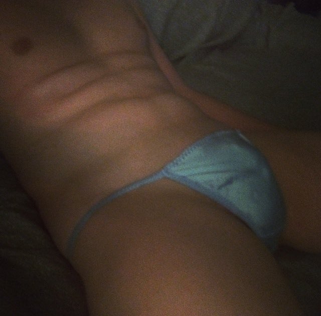 danielxnyc's tweet photo. Fuck my pussy, daddy @gaybnwo @boystobreed @boystobreedplus @blackedxboys hit me up ☺️ https://t.co/XgehwO7dvI