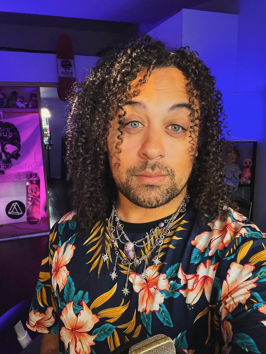 xdetune's tweet photo. LIVE WITH PARANORMAL FOOTAGE REVIEW FROM WHISPERS ESTATE. AND WERE GONNA PLAY BINGO WHILE GOING OVER FOOTAGE

LETS SEE WHAT WE CAPTURED AND IF GHOSTS ARE REAL 👁️👁️

https://t.co/QWlO6xsU9a https://t.co/VkYvhXAQ4d