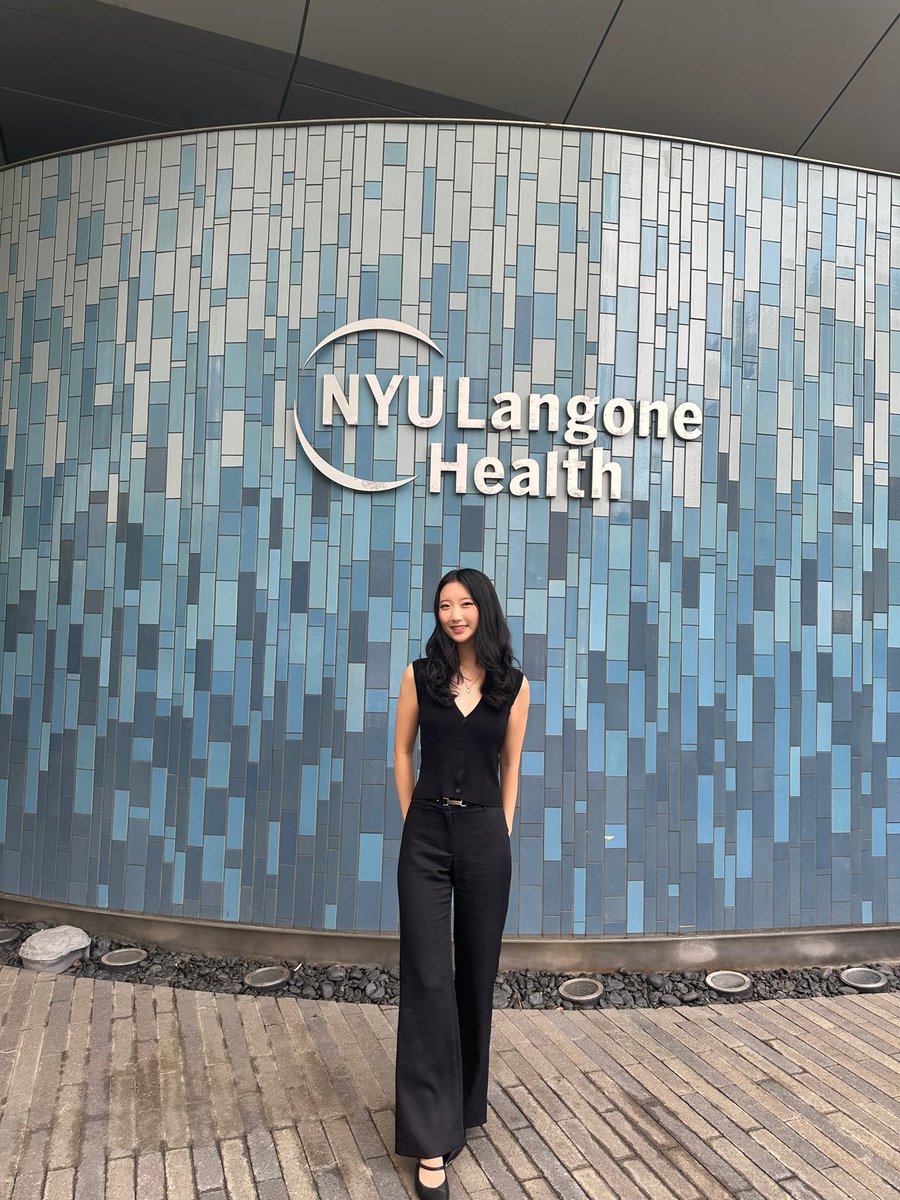 RachaelYu23's tweet image. Had a great time at New York University presenting my work to the team at the NYU Alzheimer’s Disease Research Centre - with a stunning view🏙️🗽