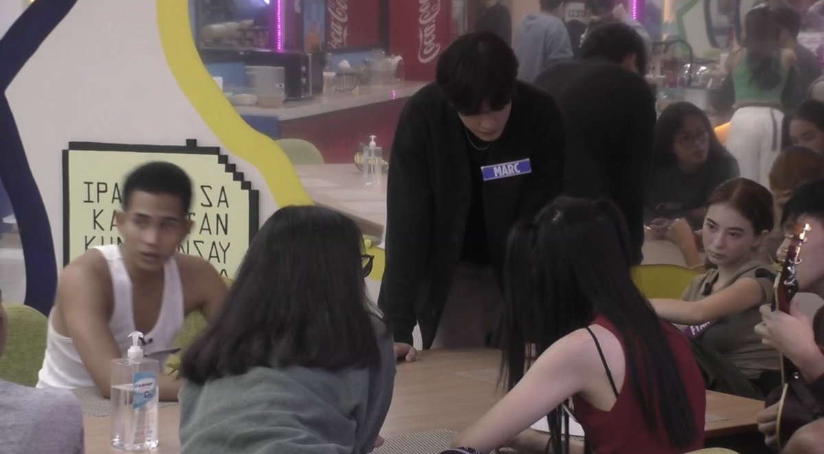 jozefd14's tweet photo. 8/5… 12:56 pm… Fyang’s face habang ng pa-practice ang mga HMs ng kanta para sa kanilang weekly task. This is before her comment towards Binsoy na ipapalabas in tonight’s episode 8/6 #PBBGen11FunnyFaces #PBBGen11LiveStream #PBBLivestream #PBBLazStream https://t.co/rvwYYbwiFJ