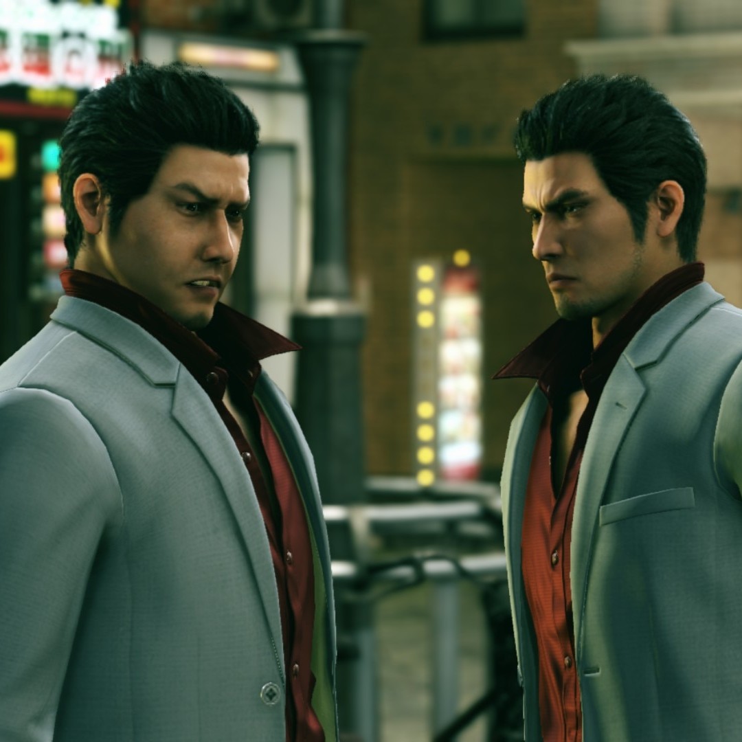 RGGStudio's tweet photo. Will the real Kazuma Kiryu please stand up!

#YakuzaKiwami2 https://t.co/kYbx7ZT5g9