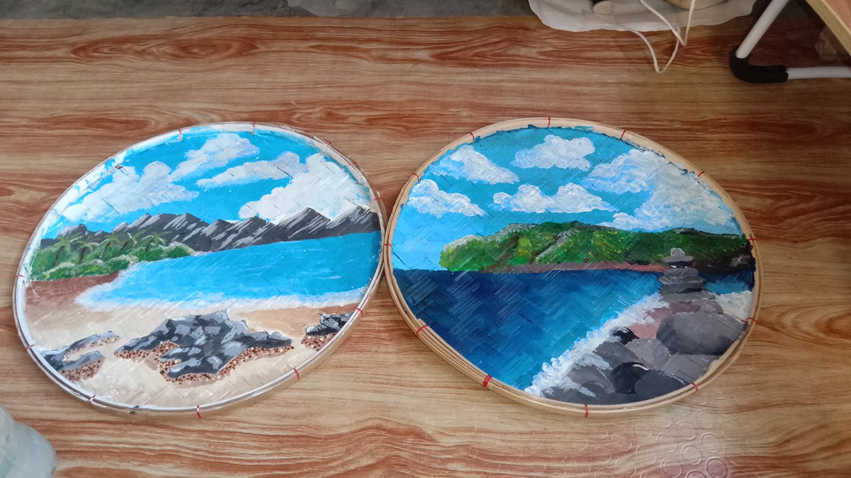 aceyylicious's tweet photo. 🌷OPEN FOR ARTS COMMISSIONS 🌷
🌷•Painting on Canvas
🌷• Architectural plates
🌷• Charcoal rendering 
✨Will ship to you if needed✨
DM Me for inquiries https://t.co/zWZdvNnznQ