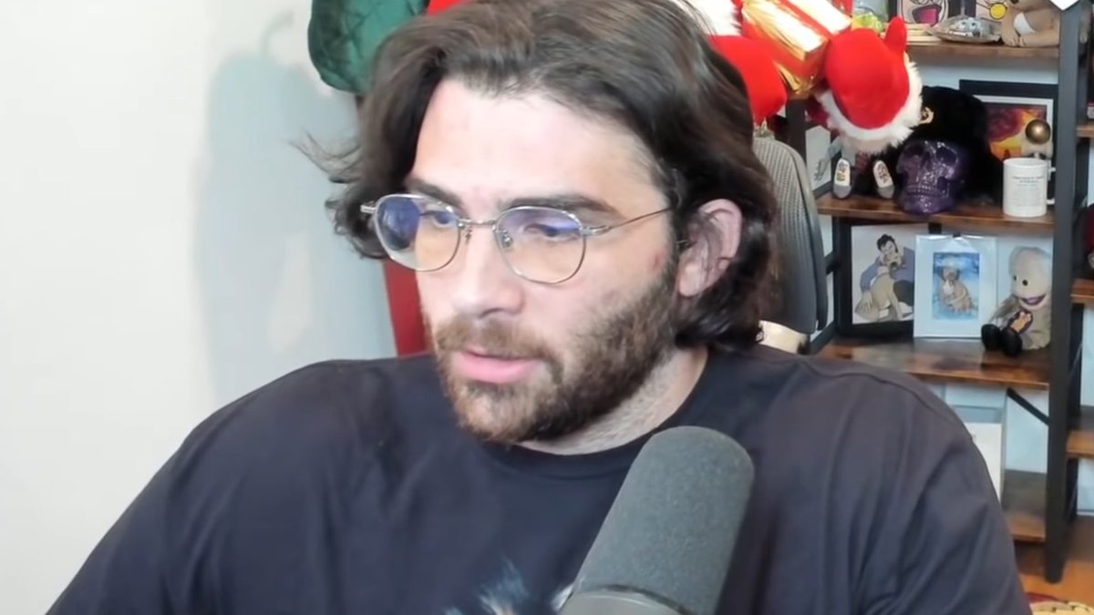 ayeejuju's tweet image. this is the worst streamer of all time