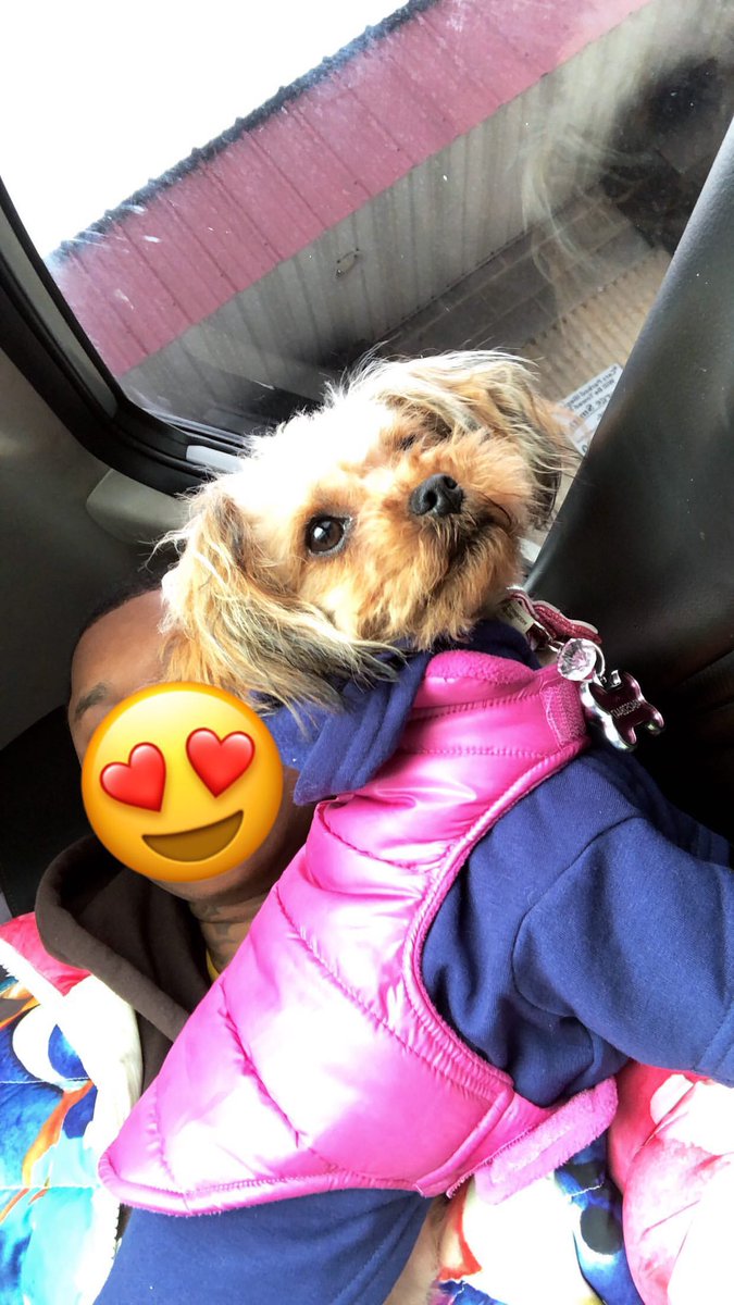 MuwopMoney's tweet photo. Just repost til i find my bby my soul hurt 😞 https://t.co/yir81fqxfA