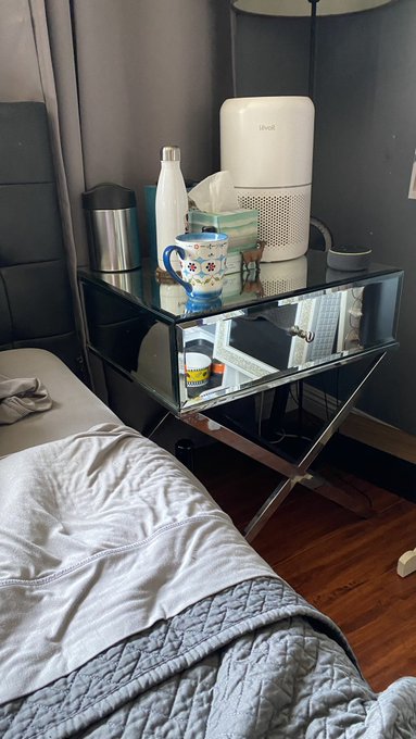I want to redesign my bedroom&hellip; starting with new night stands https://t.co/McFzUoNEnn<a href="/tag/mvsales"class="tags"><span>#mvsales</span></a>