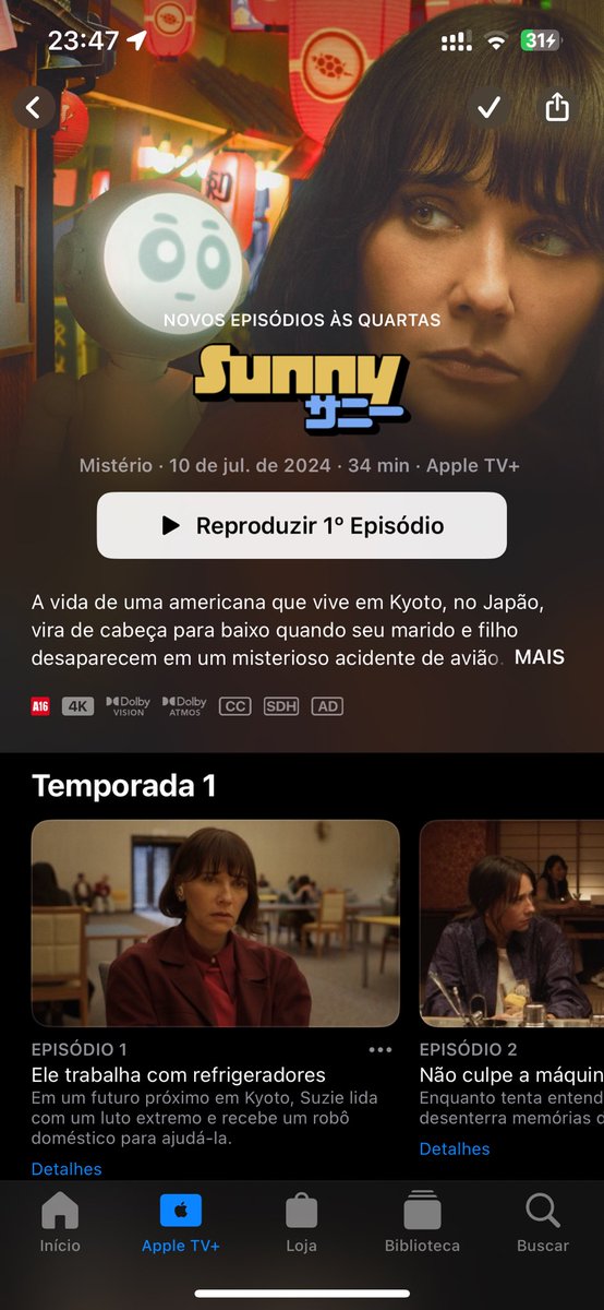 azinhabrasil's tweet photo. 🚨 SÓ SE FALA EM OUTRA COISA — MAS VOCÊ DEVERIA DAR UMA CHANCE! A nova série em parceria entre A24 e Apple TV+, SUNNY, estrelada e produzida por Rashida Jones, foi lançada e já conta com 5 episódios de 10. 

Na trama, o filho e o marido de Suzie, uma mulher americana que vive no Japão, desaparecem em um misterioso acidente de avião sem deixar vestígios. É quando Sunny, um robô doméstico, entra em sua vida.