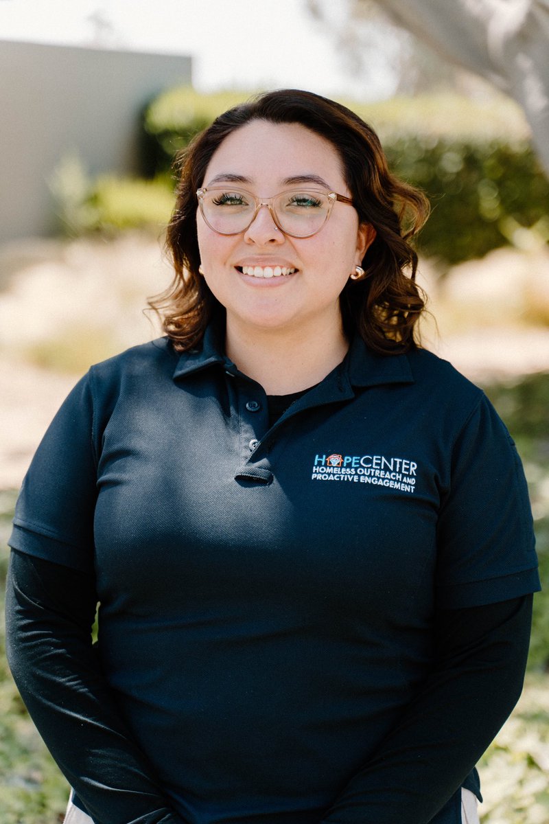 🎉 Meet Donna Perez, our dedicated Outreach Coordinator at HOPE Center! Growing up in Los Angeles County, Donna has passionately served the homeless population of North Orange County since 2021. With a Bachelor of Arts in Social Work from CSULA, she brings a strong academic