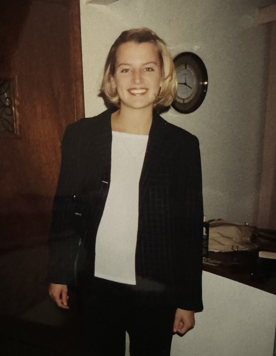 Lori Lees Fisher tweet media