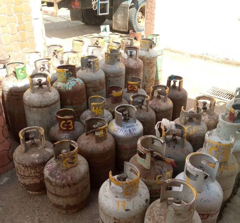 La distribución de GLP en Valle de la Pascua ha sido continua. Recientemente fue atendido el sector Cerritos III, donde fueron beneficiadas unas 47 familias.

De la mano con el Pdte <a href="/NicolasMaduro/">Nicolás Maduro</a> y el Gob <a href="/josemvasquez/">José Vásquez</a> seguimos avanzando  para el pueblo

#PatriaSoberanaYPlena