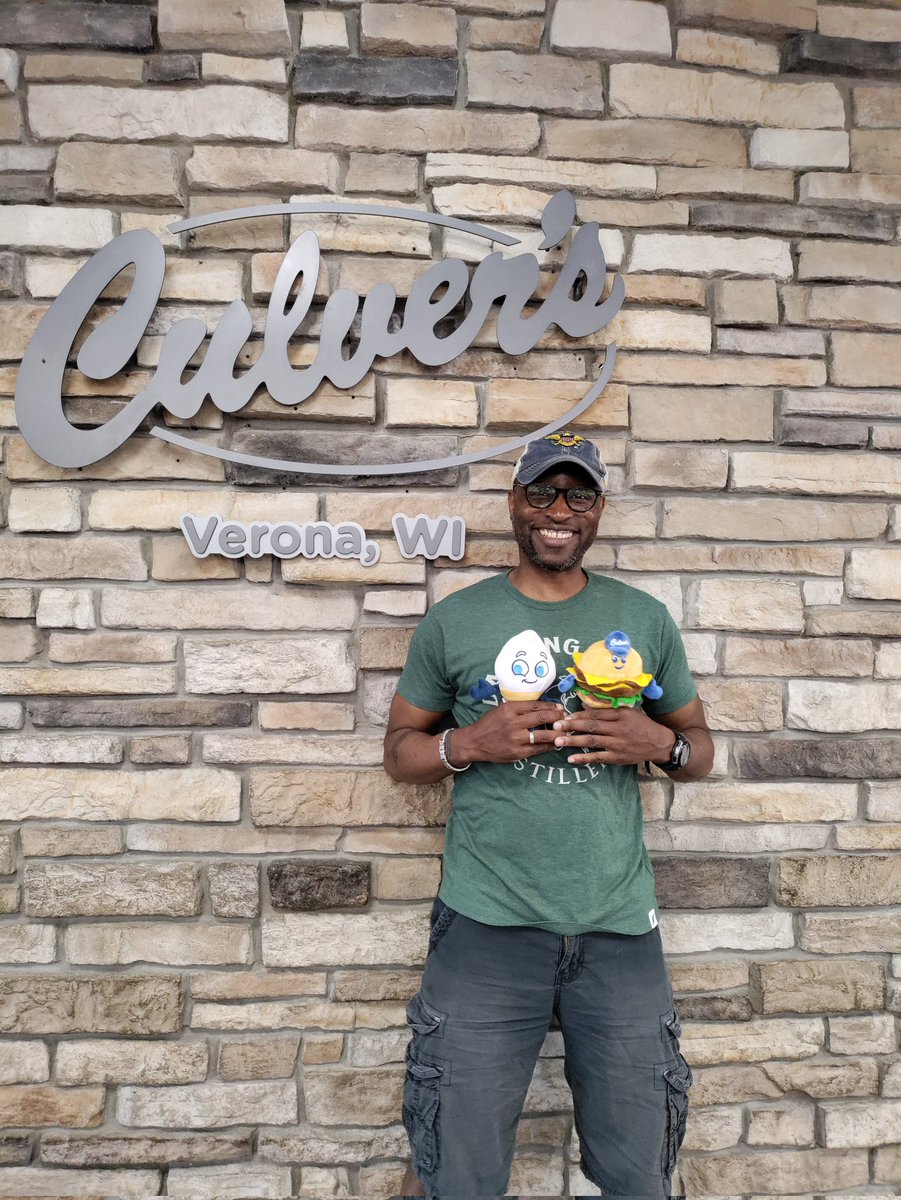 Happy Birthday to me 
 🥳🎉🦁♌🍷