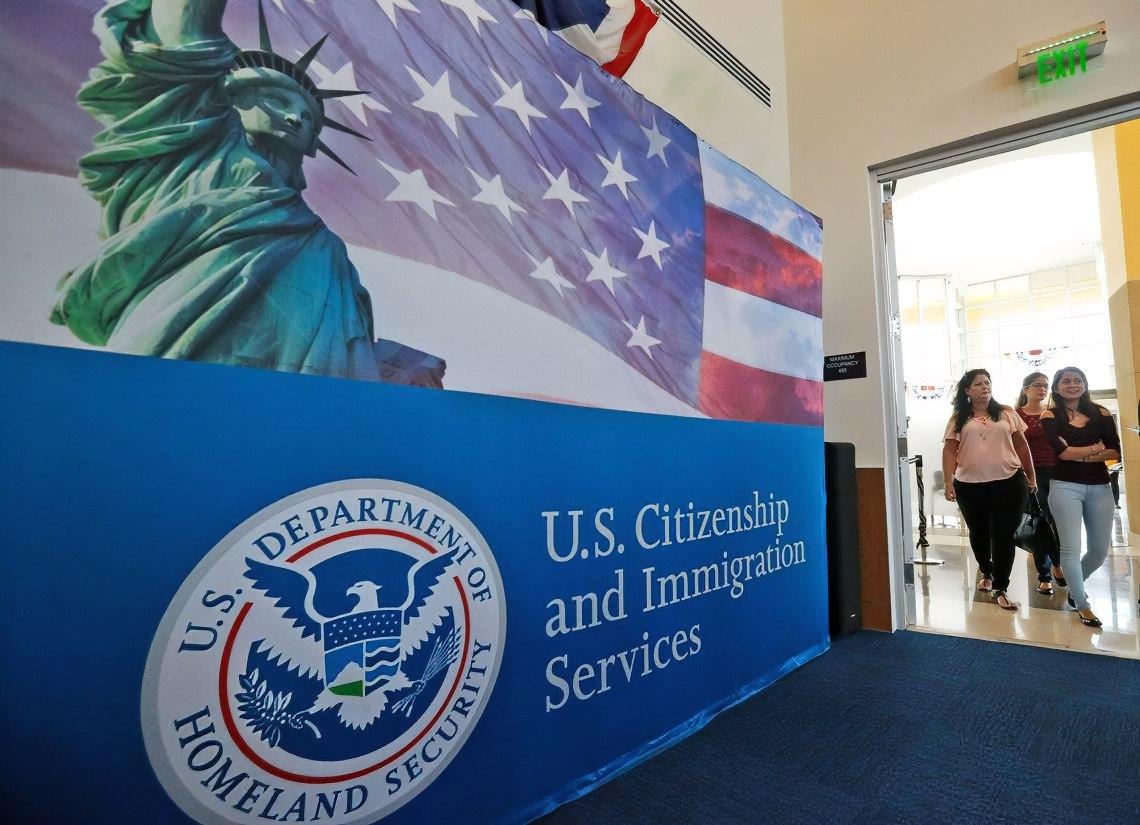 visado_usa's tweet photo. Estados Unidos: suspensión del parole humanitario https://t.co/nm6J4E8TVM via @MeQuieroIr https://t.co/7FAogJDP4f