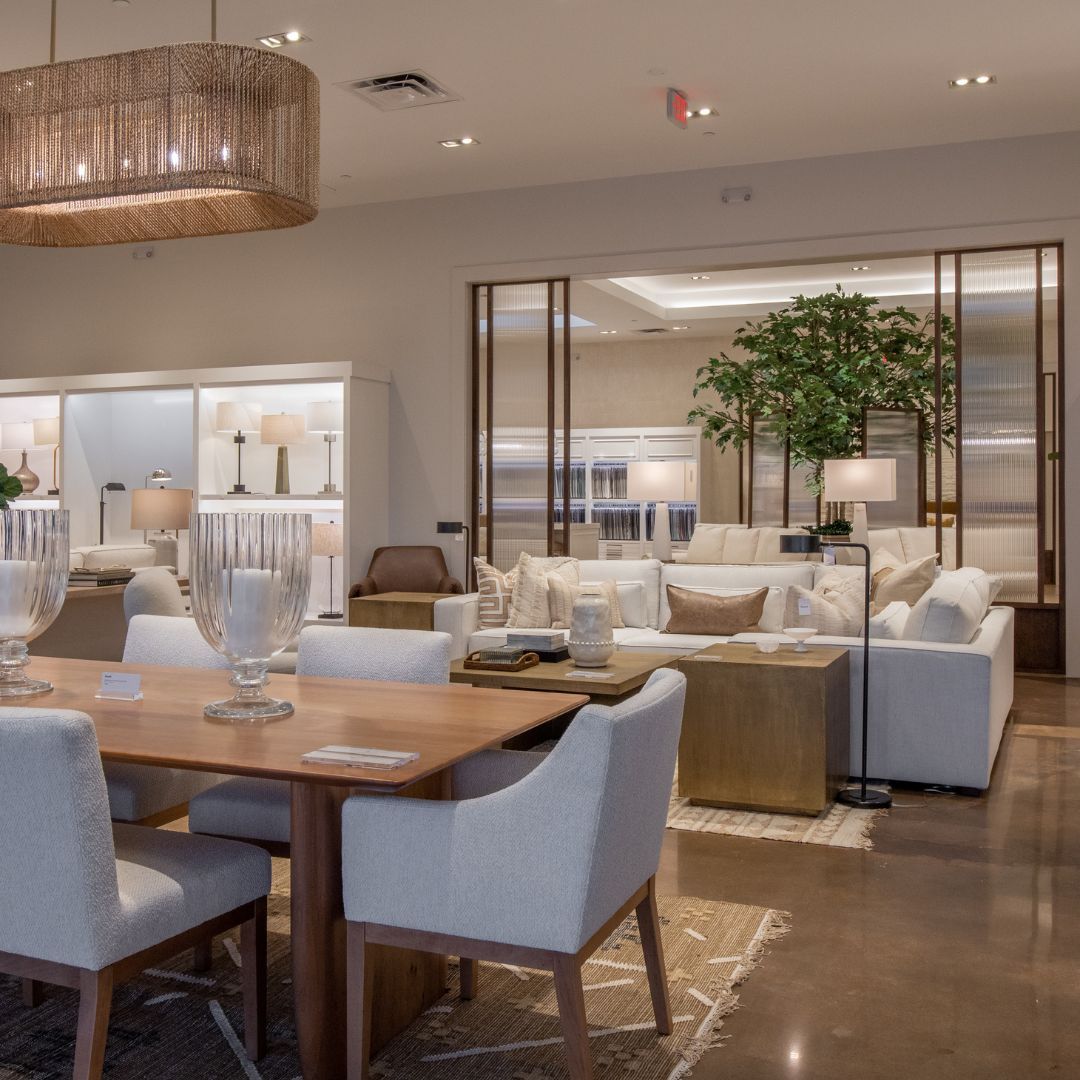 We have beauty and comfort just waiting for you in all the warm, welcoming spaces of our Bassett stores.✨
Stop by and see us soon!  buff.ly/434wcHG

📷: @‌thehouseofemmaline

#BassettStore #furniture #homeinspo #homedesign