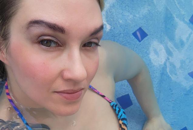 Love how the water feels on my skin 🫶 https://t.co/Bhlfz8gQ68 #realloyalfans https://t.co/PanUG9FO9x<a href="/tag/realloyalfans"class="tags"><span>#realloyalfans</span></a>