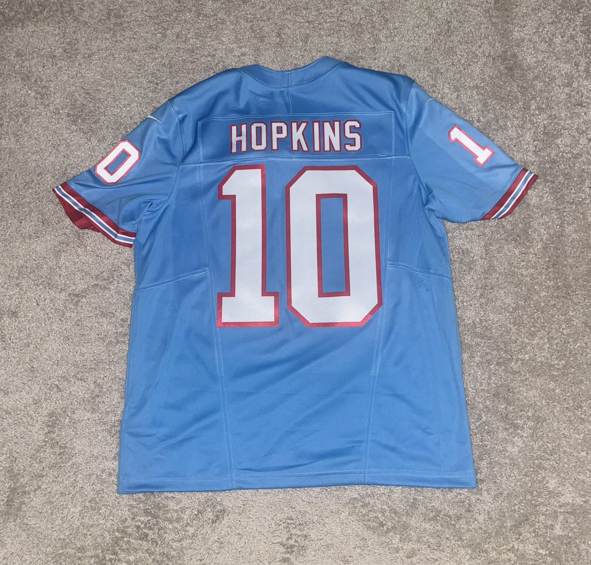 TheRealPres10's tweet image. 🚨🚨#TITANS GIVEAWAY🚨🚨

Giving away a DeAndre Hopkins authentic Vapor F.U.S.E. Limited size large Oilers jersey.

Simply repost for a chance to win. Winner can follow but must be a Titans fan. Winner drawn Thurs night.

**And for every 250 reposts I’ll add extras**