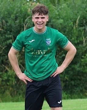 🟢 MOTM 🟢

Tonight’s man of the match goes to Zak Robinson 🏆

Didn’t stop running for 90 minutes .. a solid performance in the middle of the park!